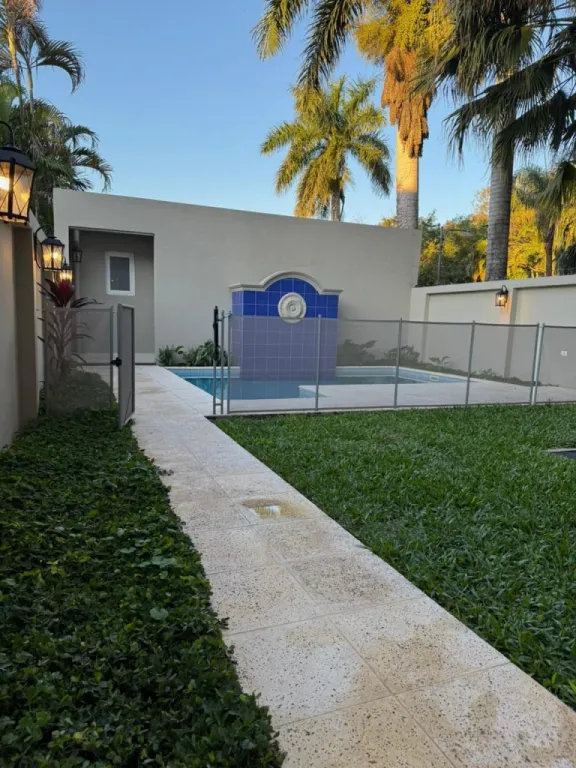 ALQUILER DE CASA ZONA SANTA TERESA — photo 2