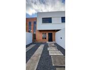 Duplex a Estrenar en Luque