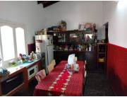 VENDO CASA C/ MINI MARKET