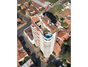 En venta amplio departamento en las mercedes en Asunción