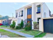 VENDO DUPLEX EN LAMBARE A PASOS DEL YACHT