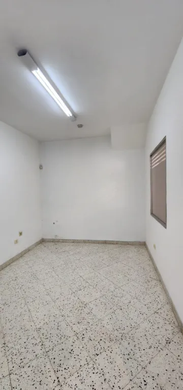 ALQUILO PARA OFICINA O CONSULTORIO Zona Acuarela - Mcal. López — foto 3