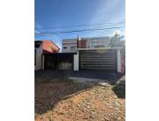 EN VENTA DUPLEX EN LAMBARE BARRIO VALLE APUA
