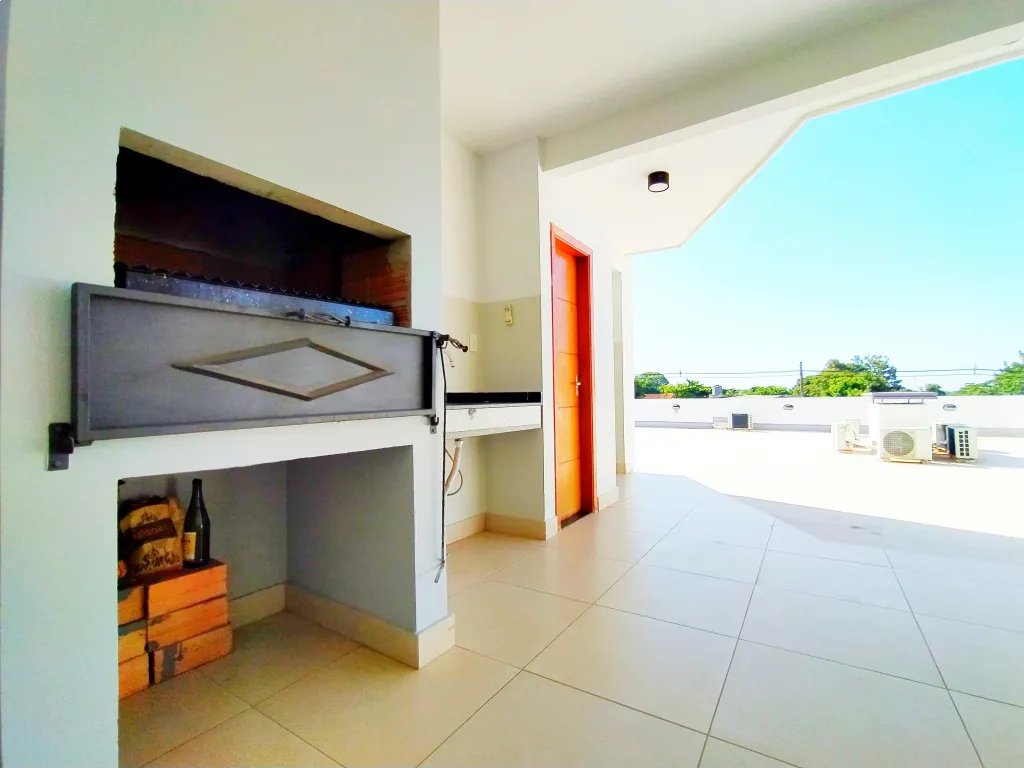 Importante propiedad comercial y residencial — foto 3