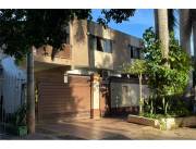 VENDO CASA CON PISCINA EN FERNANDO ZONA SUR