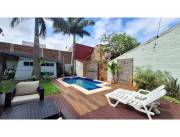 VENDO AMPLIA CASA EN ENCARNACION