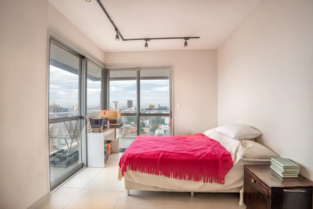VENDO DEPARTAMENTO EN EDIFICIO FORTALEZA 25 DE MAYO!! — foto 2