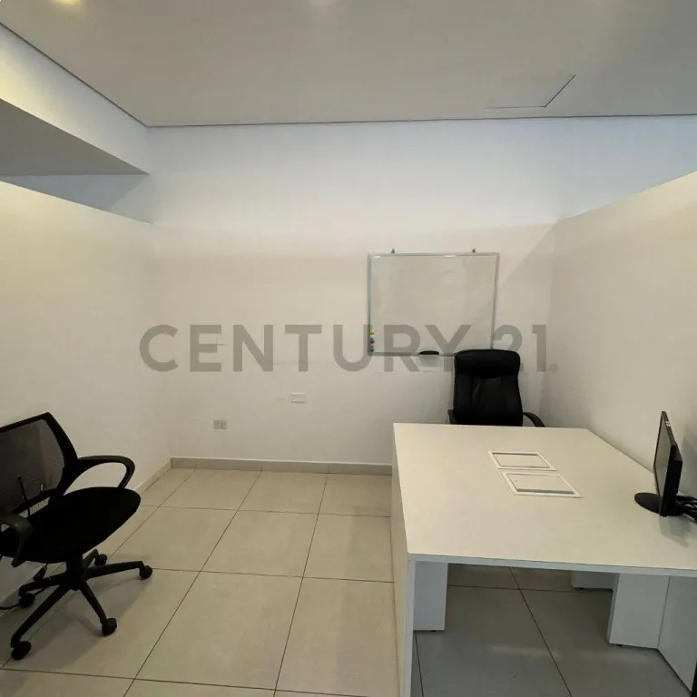 ALQUILO OFICINA EN VILLA MORRA — фото 3