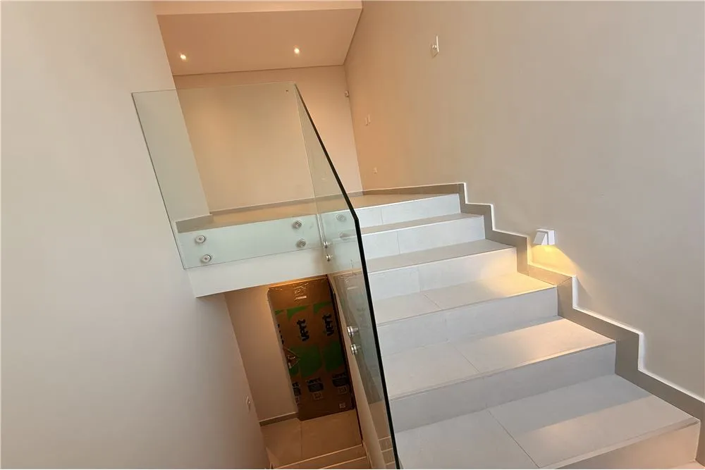 VENDO DÚPLEX EN LUQUE — foto 3