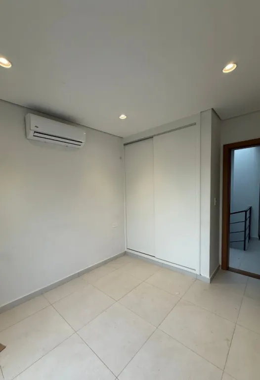 En venta duplex en Loma Merlo — foto 2