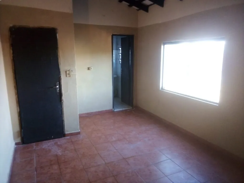 HABITACIÓN CON BAÑO PRIVADO — foto 3