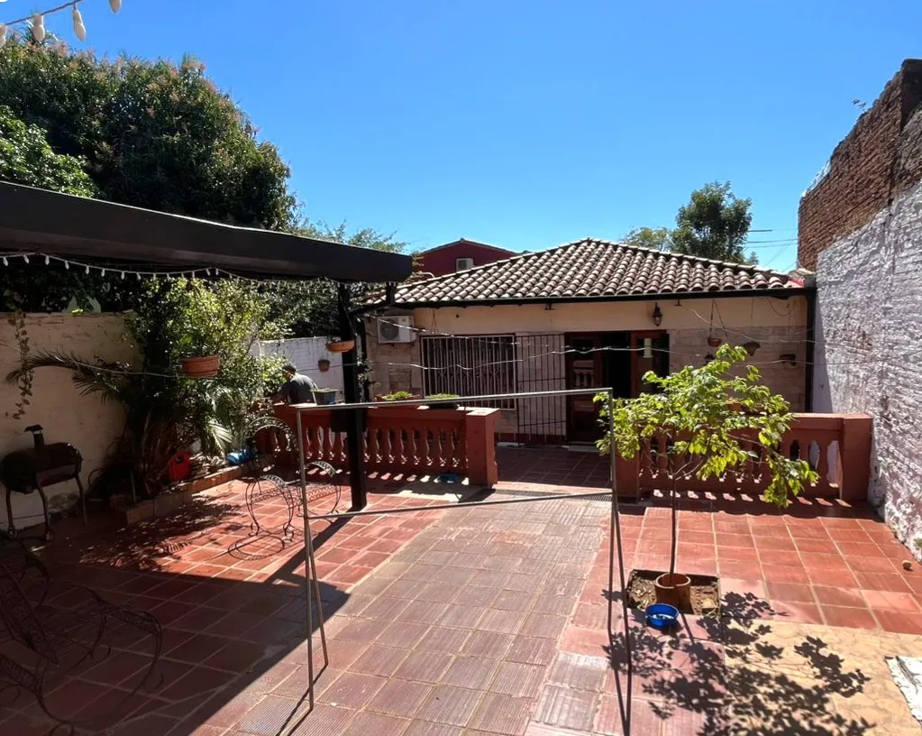 CASA EN LAMBARE BARRIO SANTA LUCIA — foto 2