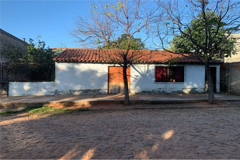 VENDO TERRENO CON CASA EN LUQUE BARRIO LAURELTY — foto 3