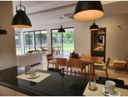 CASA EN SAN BERNARDINO TRES DORMITORIOS A PASOS DE NAUMANN ESTILO MINIMALISTA
