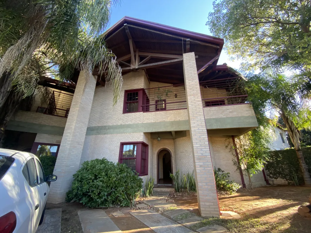 VENDO HERMOSA Y AMPLIA RESIDENCIA EN VILLA AURELIA — foto 2