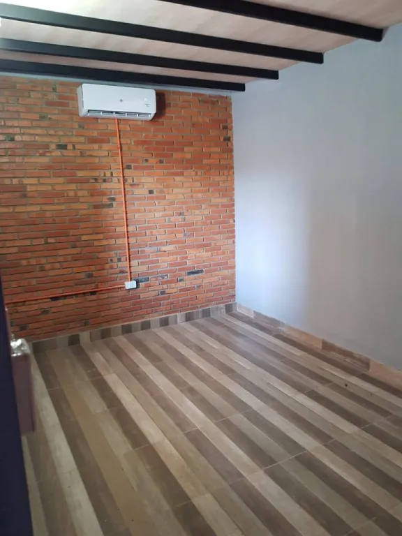 ALQUILO DEPOSITO A ESTRENAR EN LIMPIO ZONA ABASTO NORTE COD 1663 — foto 3