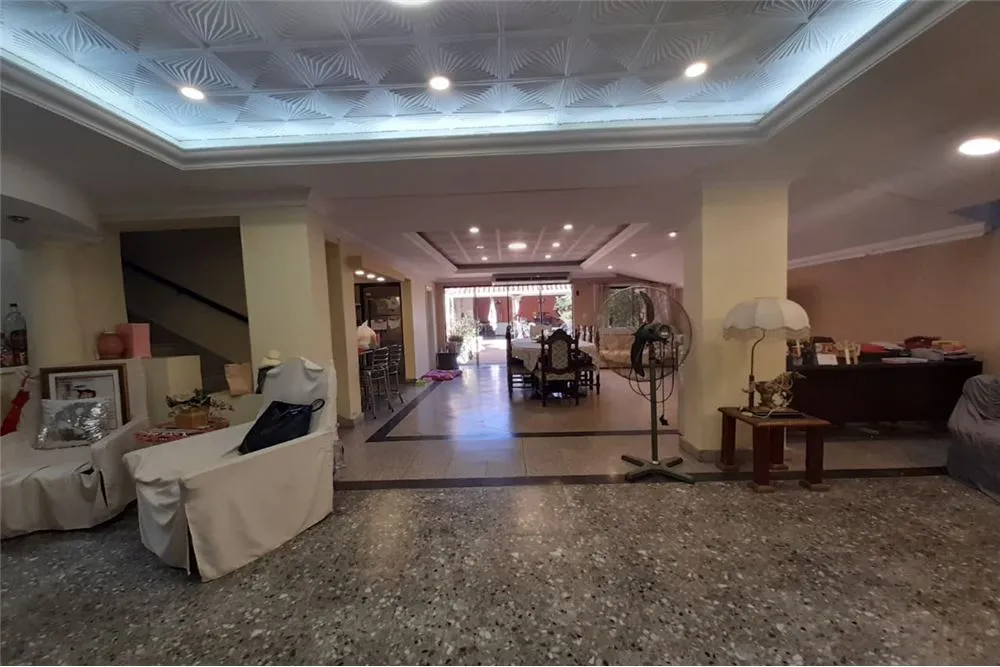 VENDO CASA CON PISCINA EN BERNARDINO CABALLERO — foto 3