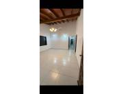 DUEÑA VENDE HERMOSA CASA