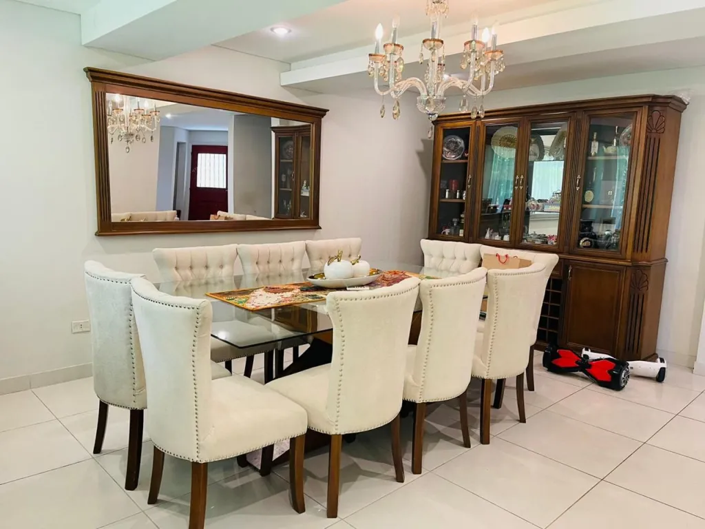 SEMINARIO, PROX. C. CENTENARIO: 360 M2 IMPECABLE RESIDENCIA, AMPLIOS AMBIENTES, 3 DORMIT. — foto 2