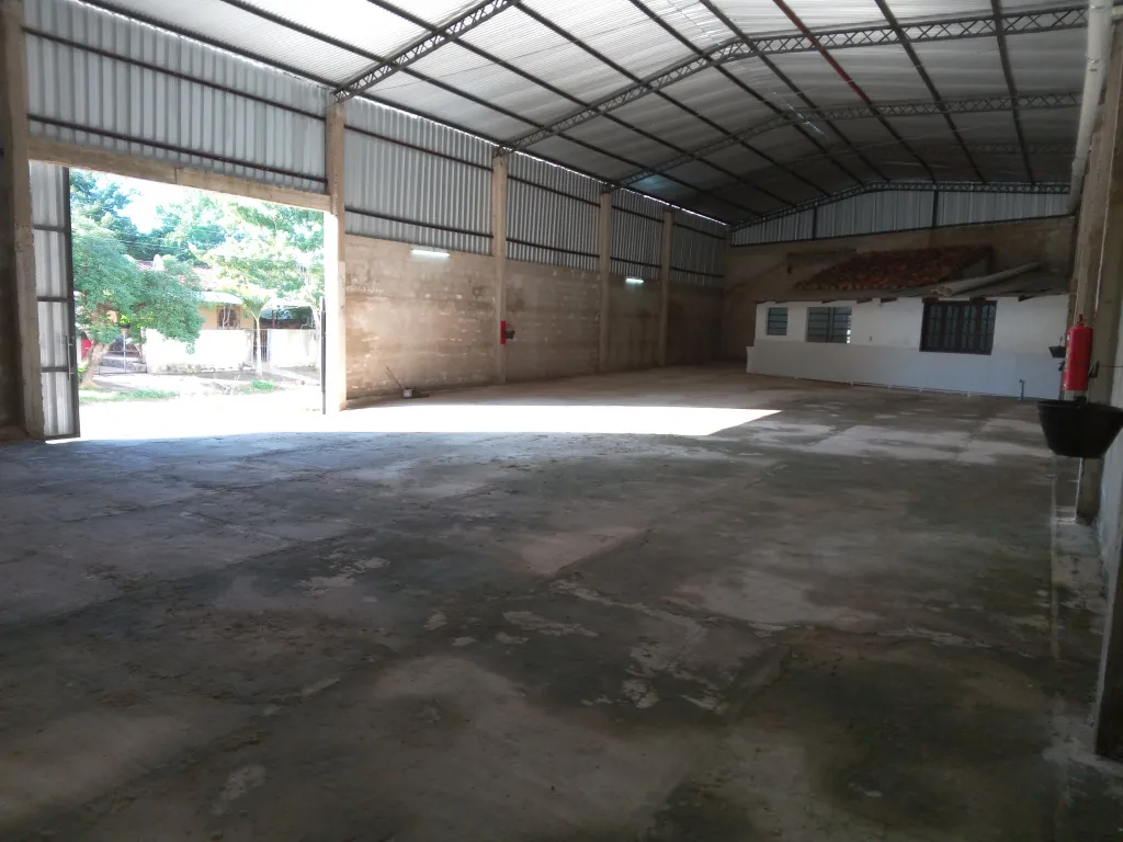 VENDO O PERMUTO DEPOSITO A ESTRENAR 440 MTS CUADRADOS CENTRO DE SAN LORENZO — foto 2