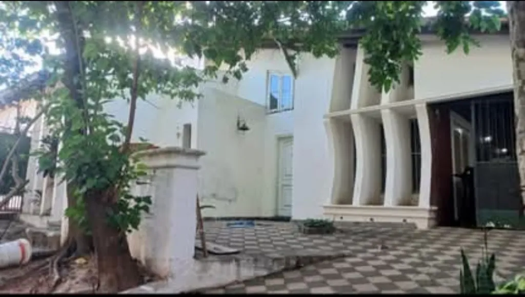 Venta de casa en Sajonia. Nro. 1 — foto 2