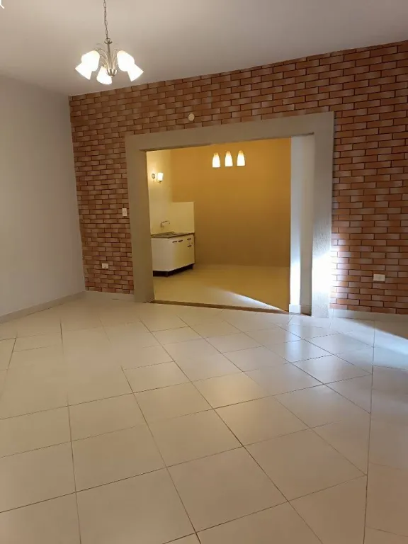 ALQUILER DE MODERNO SALON PARA USO COMERCIAL U OFICINA – FERNANDO DE LA MORA ZONA NORTE — photo 2