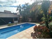 VENDO CASA AMOBLADA Y EQUIPADA EN LAMBARE
