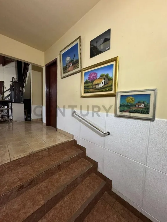 En venta casa de dos plantas sobre Carlos Abdala y Sta Lucia, Las Lomas — фото 2