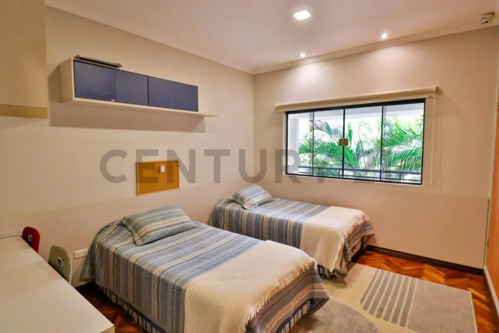 PRECIOSA RESIDENCIA EN EL BARRIO LAS LOMAS — фото 2