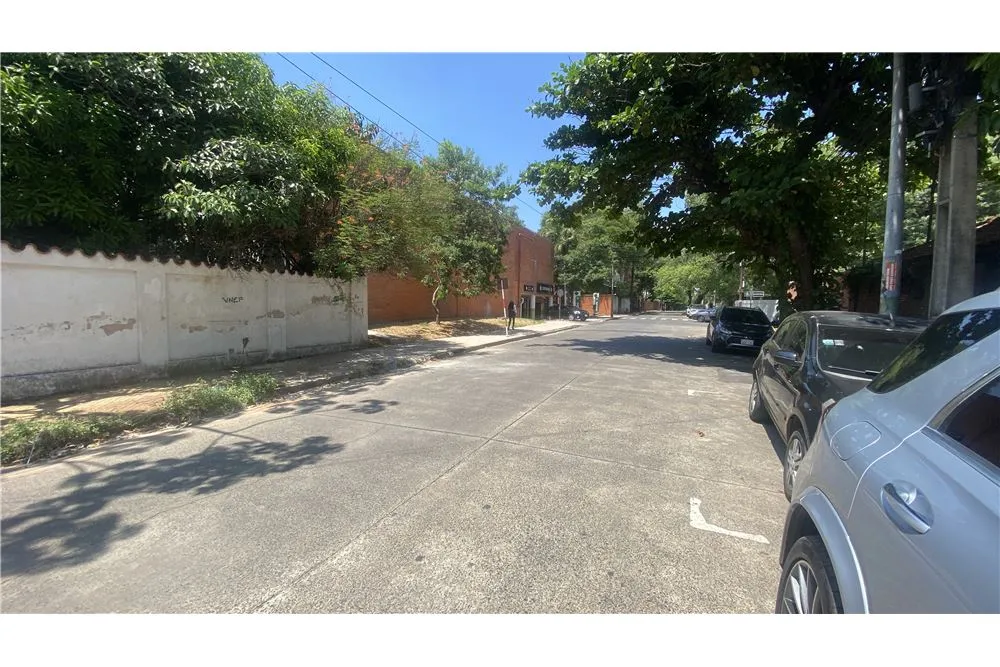 Terreno Premium en Av. República Argentina – 2.183 m² — photo 2