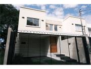 ALQUILO DUPLEX DE 3 DORMITORIOS