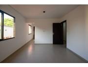 VENDO DUPLEX EN LUQUE ZONA AEROPUERTO COD 3584
