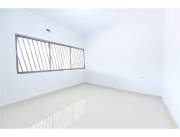 Casa de 3 habitaciones en suites + 1 hab en PB