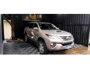 Vendo Toyota Fortuner