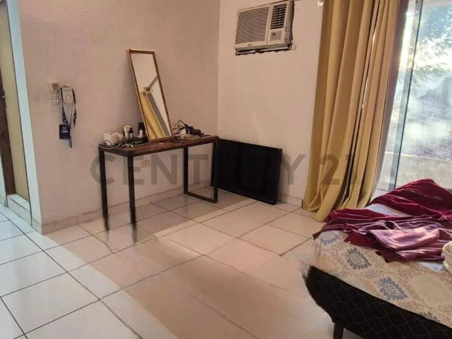 Vivienda de 2 niveles situada en Villa Elisa,en zona residencial consolidada. — foto 3