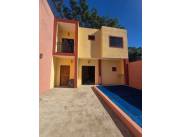 Vendo hermoso dúplex en Villa Elisa, barrio sol de América. E2592