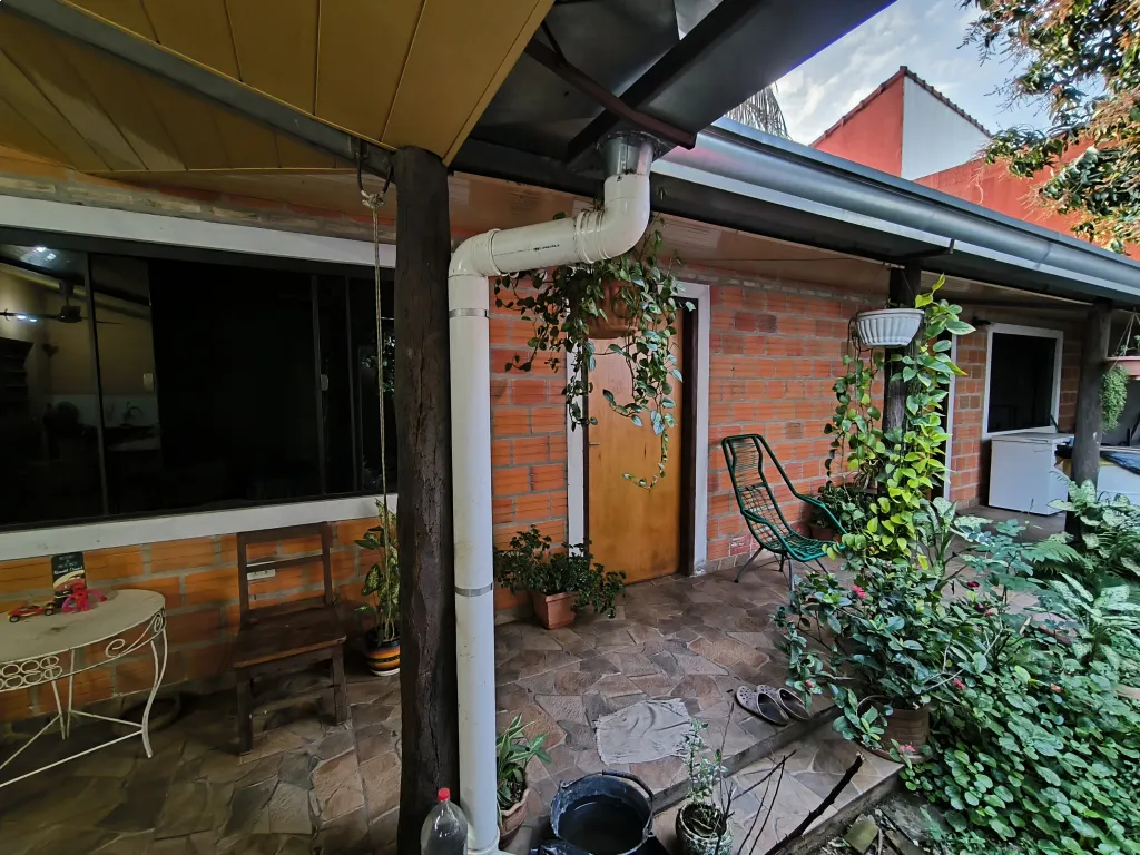 🏡✨ Hermosa Casa en Venta – Mariano Roque Alonso Barrio Monseñor Bogarin ✨🏡 — foto 3