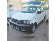 Toyota Noah sin uso en Py 🇵🇾. 2002. 4wd. Tipo Carguero, de 5 puertas. Vdo/Cdo/Ó reci y C