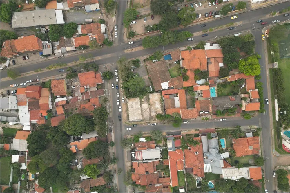 OPORTUNIDAD ÚNICA EN EL BARRIO MBURUCUYÁ! — foto 2