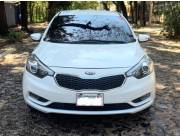 OFERTO IMPECABLE KIA CERATO 2015 DE GARDEN