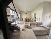 Venta de Casa Dúplex en Luque