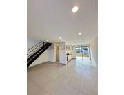 DUPLEX A ESTRENAR EN 1ER BARRIO DE LUQUE A METROS DE RUTA LUQUE - LIMPIO