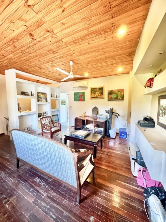 VENDO RESIDENCIA EN FERNANDO DE LA MORA ZONA NORTE — foto 3