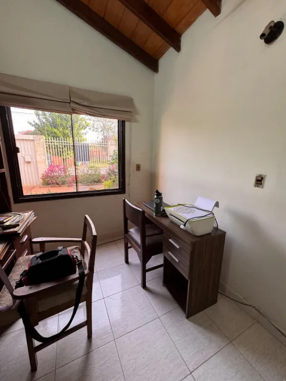 VENDO CASA EN FERNANDO DE LA MORA Z SUR!! — foto 3