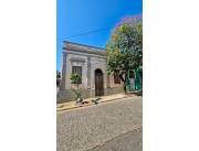 ALQUILO CASONA ANTIGUA PARA OFICINAS/CONSULTORIOS EN EL CENTRO DE ASUNCIÓN.