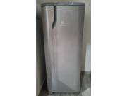 Heladera Electrolux RE31G 240L - Gris