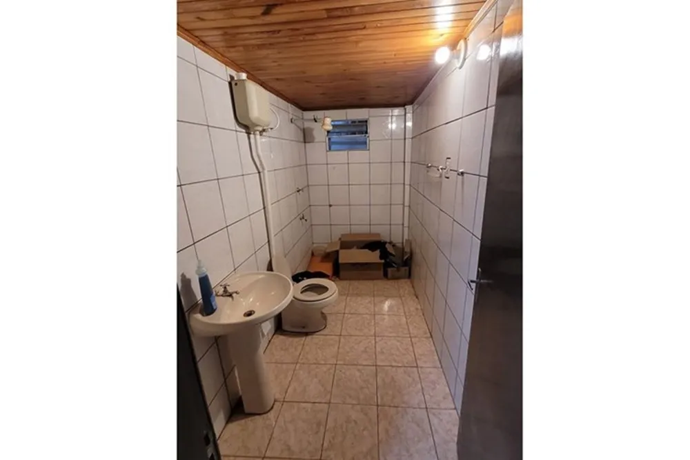 En venta, taller con oficinas sobre calle Samuú, en la ciudad de Filadelfia — foto 2