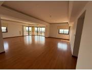¡Hermoso y Amplio Departamento de 287 m² en Las Mercedes, Asunción!