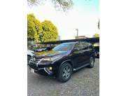 Toyota fortuner año 2018