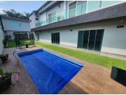 Casa en Venta, de 5 dormitorios en Suite, Zona Barrio San Cristobal.